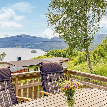 Gorgeous In Oydegard Nyaraló